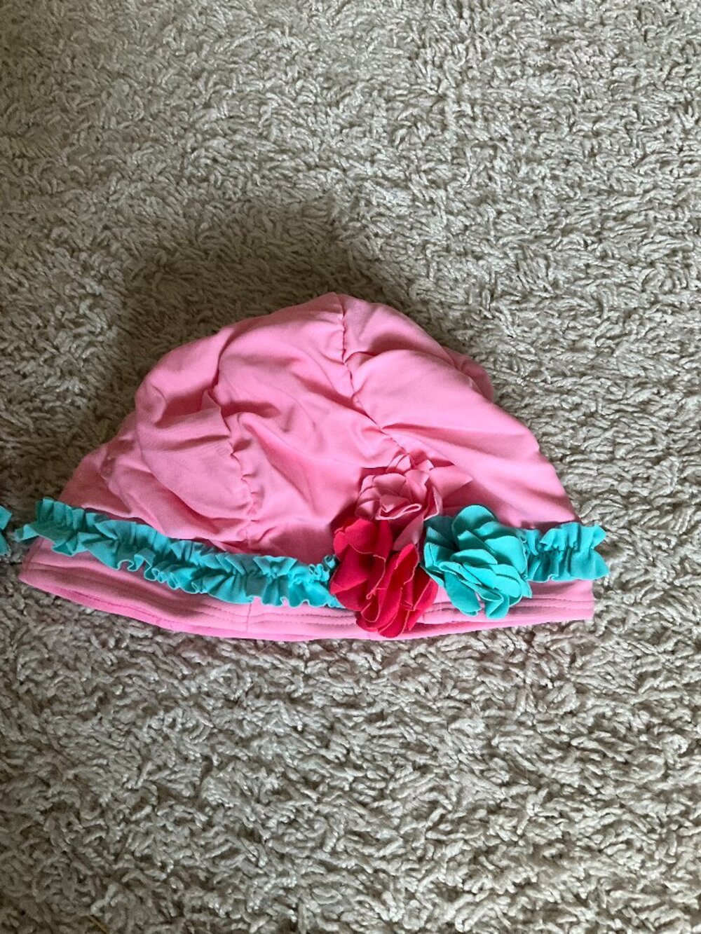 Hanna Andersson swim cup for girls. Size: m. with ruffles and flowers accents.